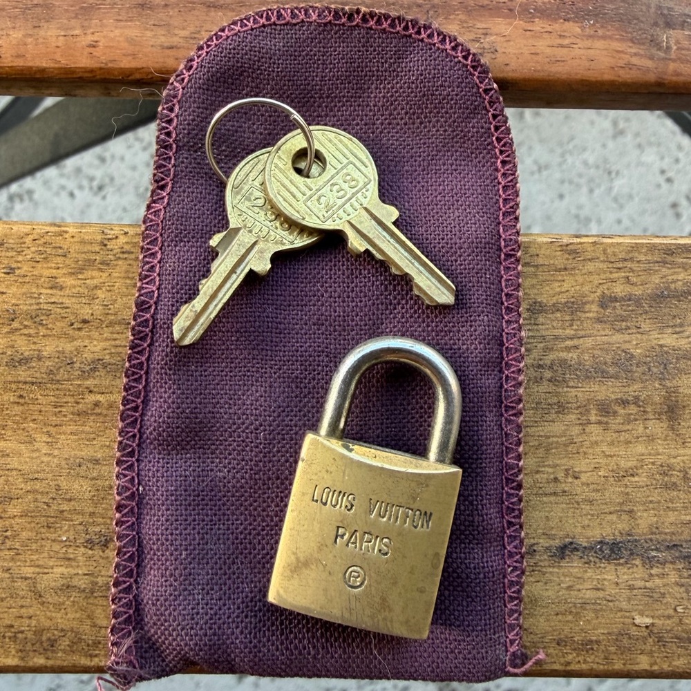 Authentic Louis Vuitton Lock And Key